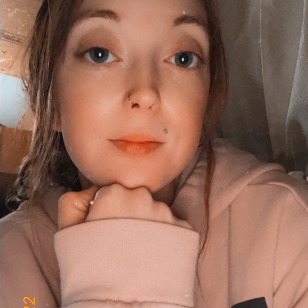 Meet your Posher, Fiona